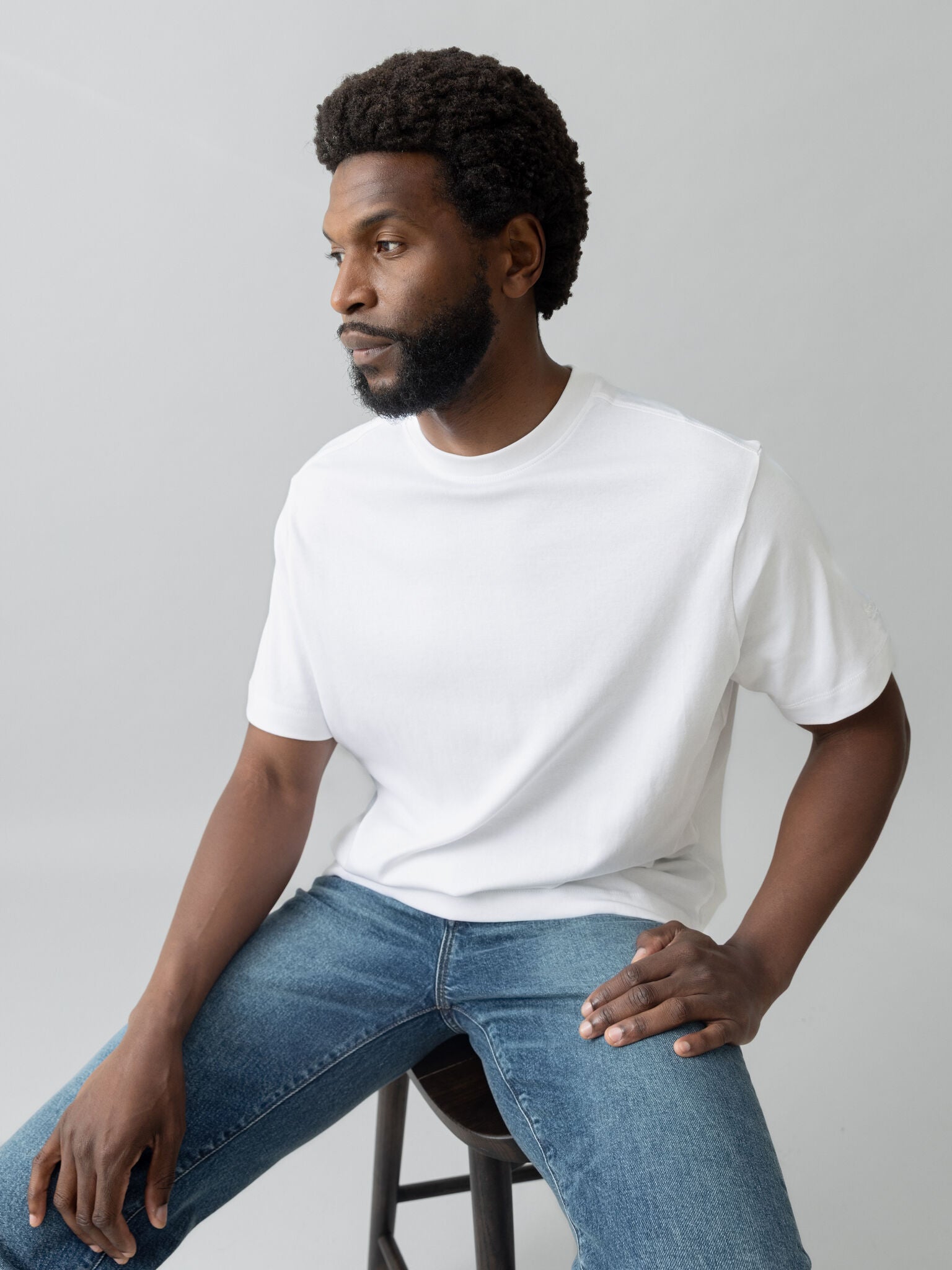 Modelshot / White / Detail